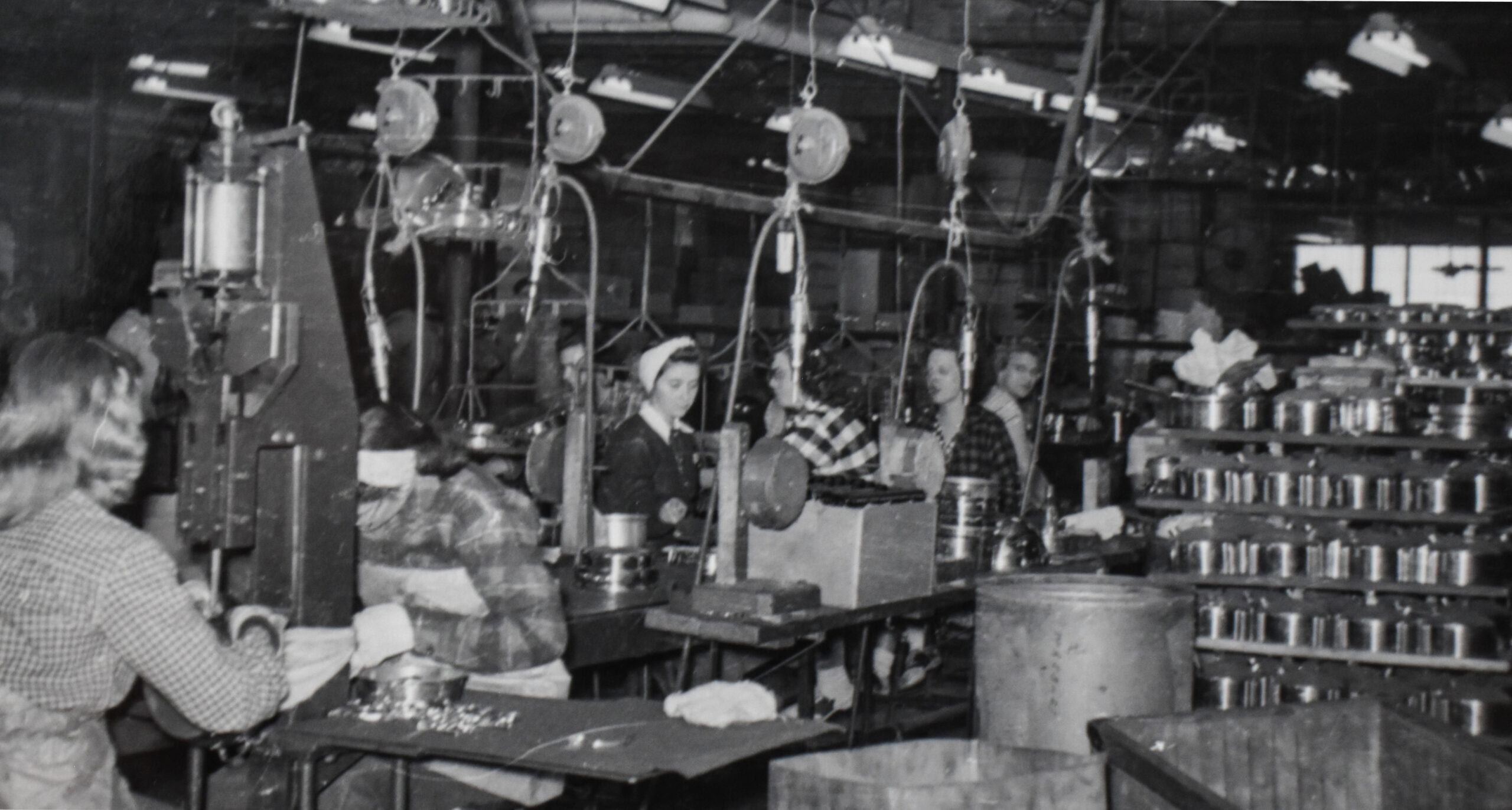 100+ Years of U.S. Cookware Manufacturing History | West Bend Company